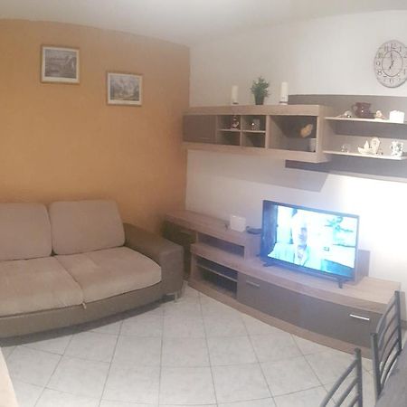 Apartman 4 Kilometar To City Centar Сплит Екстериор снимка